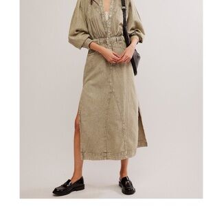 Free People Mad Love Denim Midi
Dress
